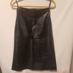 Gap black leather skirt lined size 0